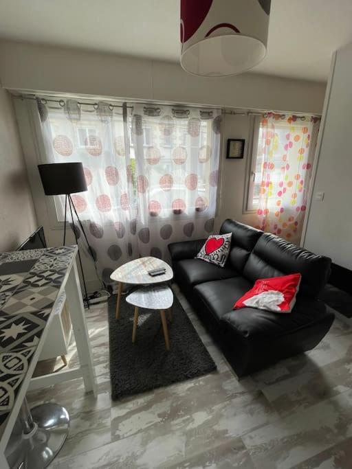 Brest Saint-Marc : Appart T1 Bis Bien Situe Wifi Esterno foto